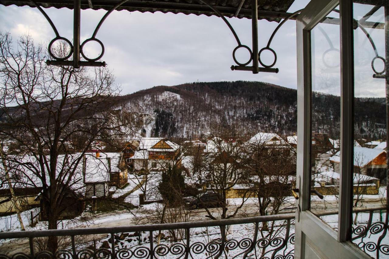 Zabava Apartamento Yaremche Exterior foto