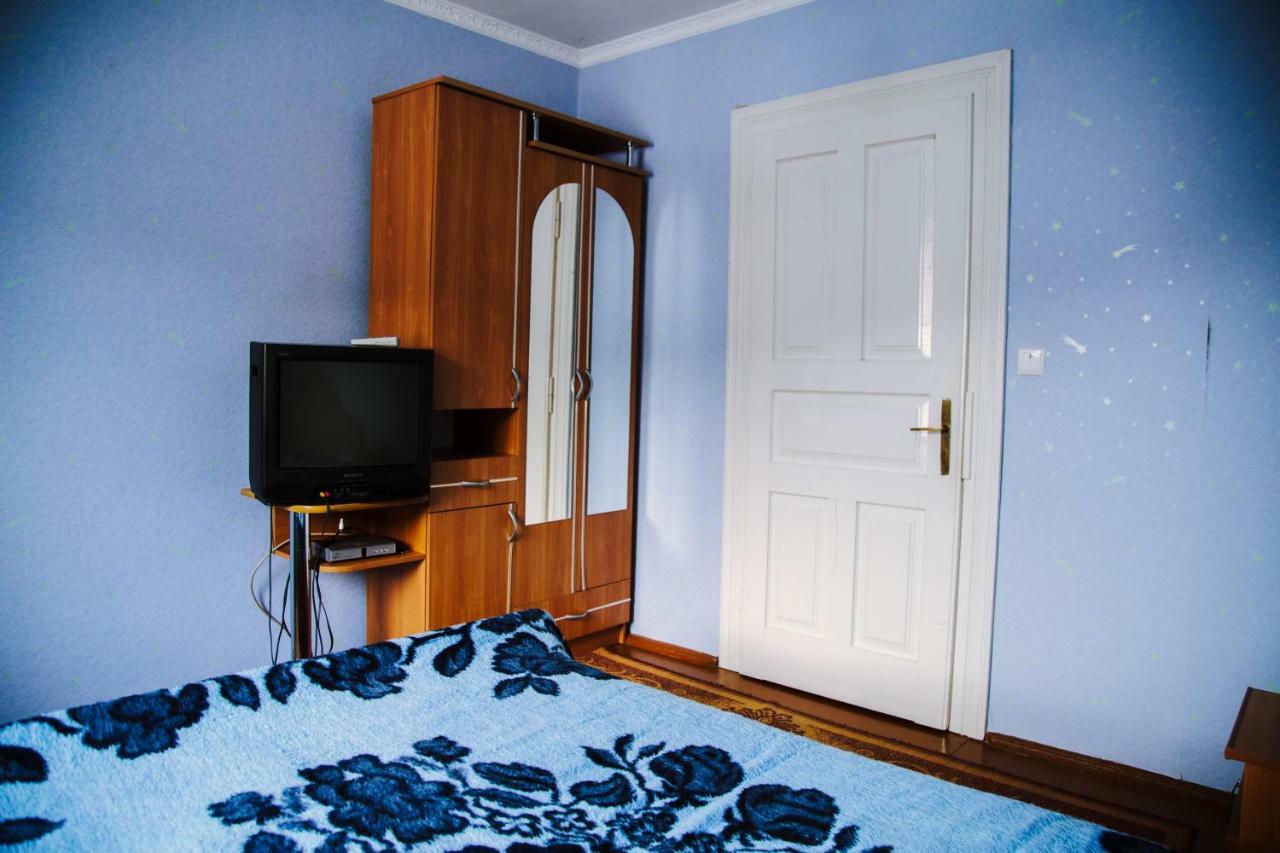 Zabava Apartamento Yaremche Exterior foto